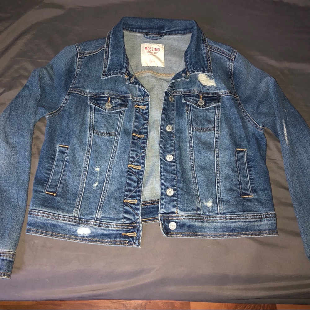 Mossimo destroyed jean jacket. Sz L